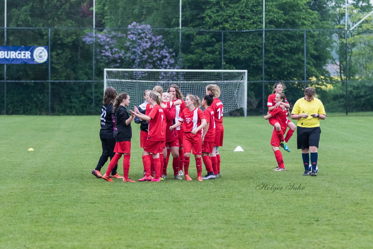 Bild 359 - wCJ SV Steinhorst/Labenz - VfL Oldesloe : Ergebnis: 18:0